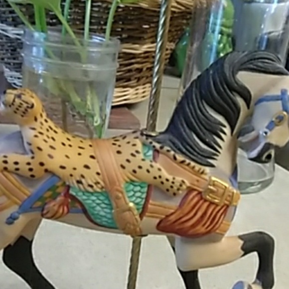 Franklin Mint Vintage Carousel Horse Mint - Picture 3 of 4